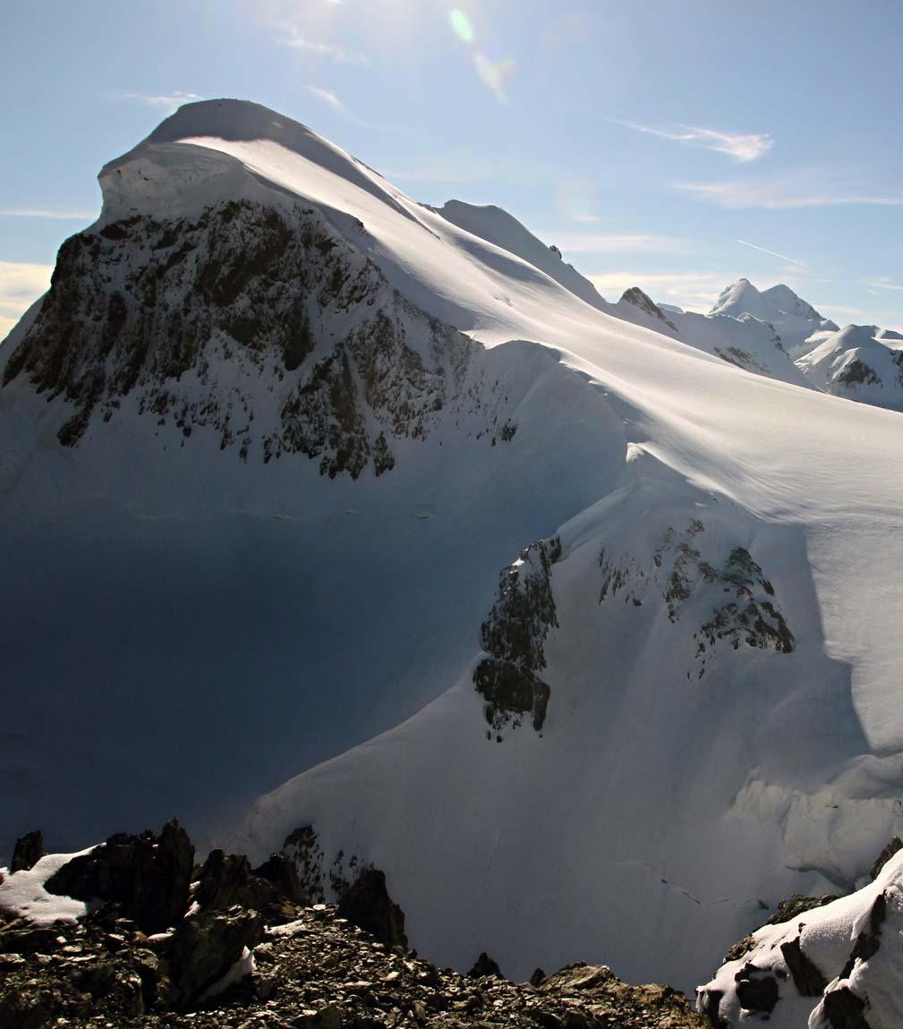 SOUTĚ Ž ZAŽIJTE BREITHORN nejlehčí švýcarská čtyřtisícovka Průměrnou výškou se Walliské Alpy řadí na první místo v Evropě.