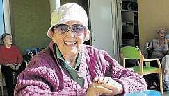 Občas mě osloví ivinaři, když nalétávají špačci, dodal sokolník. Vidět ho vakci mohou lidé hlavně na velkých náměstích vcentru města auznojemské nemocnice.