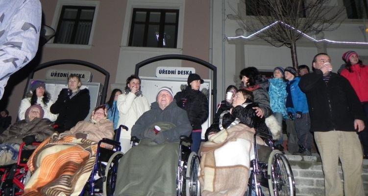 Za dobu svého působení vystupoval mnohokrát při různých akcích v našem Domově. Ovšem toto bylo pro náš sbor první veřejné vystoupení mimo Domov.