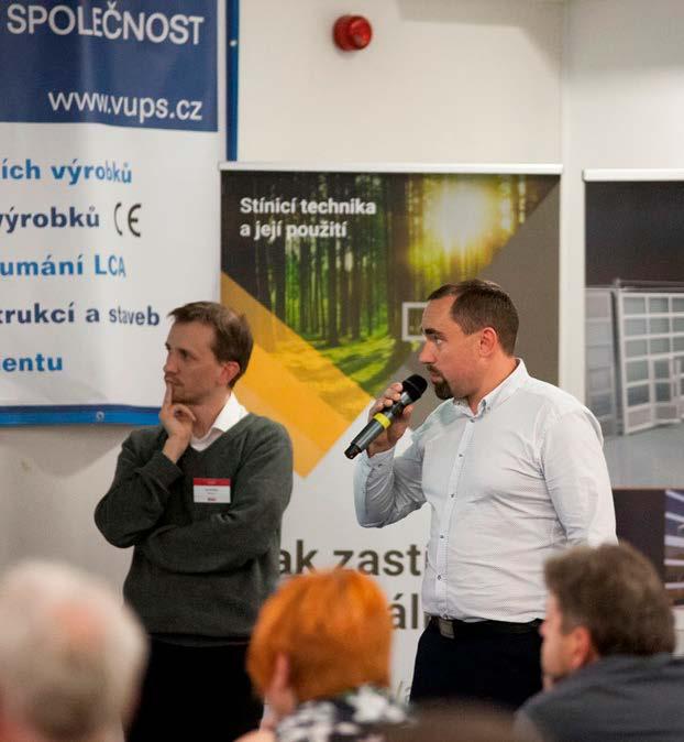 A proto se čím dál častěji v nových projektech či rekonstrukcích uplatňují právě zdvižně posuvné dveře, pro které se často využívá i název HS portály. Ing. Hroch a Ing.