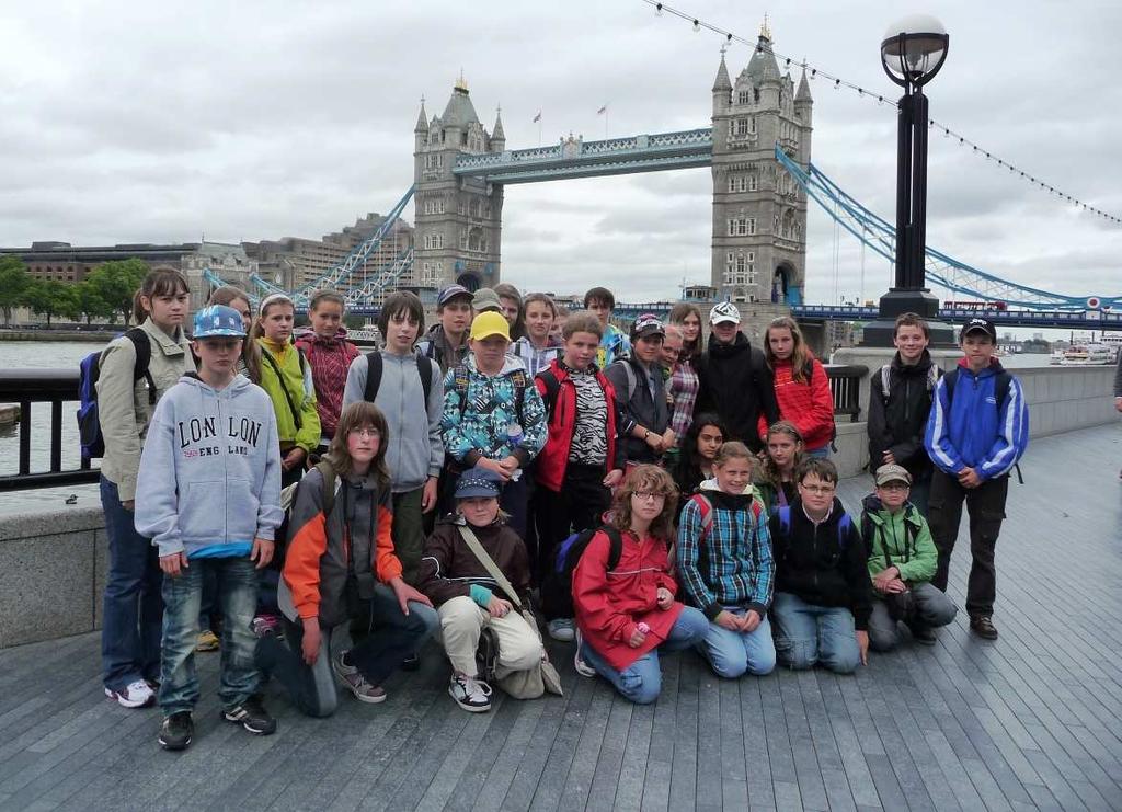 V květnu 2011 se uskutečnil zahraniční jazykověpoznávací zájezd do Londýna. Celkem se výjezdu do zahraničí zúčastnilo 35 žáků a 2 pedagogové.
