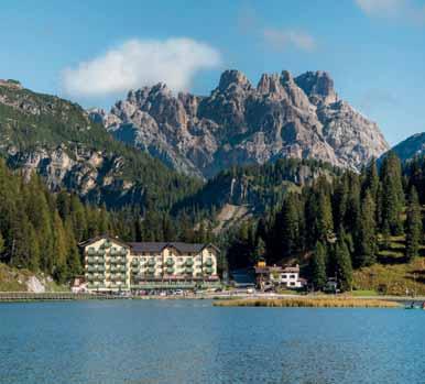 50 m AI GRAND HOTEL MISURINA poloha: Misurina, jezero Misurina - 50 m, lanovka - 600 m, Cortina d Ampezzo - 14 km vybavenost a služby: recepce, restaurace, bar / 3x týdně piano bar, kongresový sál