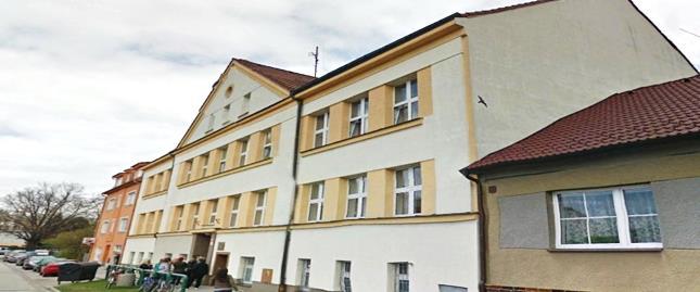 1 Simulační centrum pro zdravotnické obory ZSF JU - SLNO 3A Údaje o investičním projektu jako celku, bez ohledu na konkrétní aktivity plánované pro rok 2019 Název Simulační centrum pro zdravotnické
