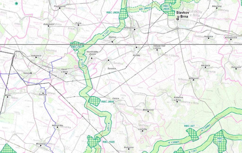 Podkladem pro vymezení skladebných částí ÚSES na nadregionální a regionální úrovni byly ZÚR Jihomoravského kraje z r. 2016. Do řešeného území ÚSES této úrovně nezasahuje.