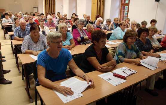 ČERVENEC 2018 STRANA 3 Kaple Chaloupka bude mít o pouti nový interiér Vážení občané, letos si budeme o klatovské pouti připomínat 333. výročí zázraku, který stál na počátku klatovských poutí.