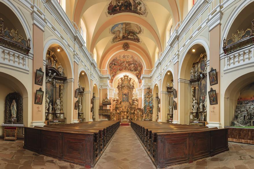 PRŮVODCOVSKÉ SLUŽBY, TVORBA TURISTICKÉ NABÍDKY Prohlídky zdejšího klášterního kostela nabízí RTIC Krkonoše už od letních prázdnin 2009. V roce 2017 jsme klášterní kostel veřejnosti otevřeli od 1.