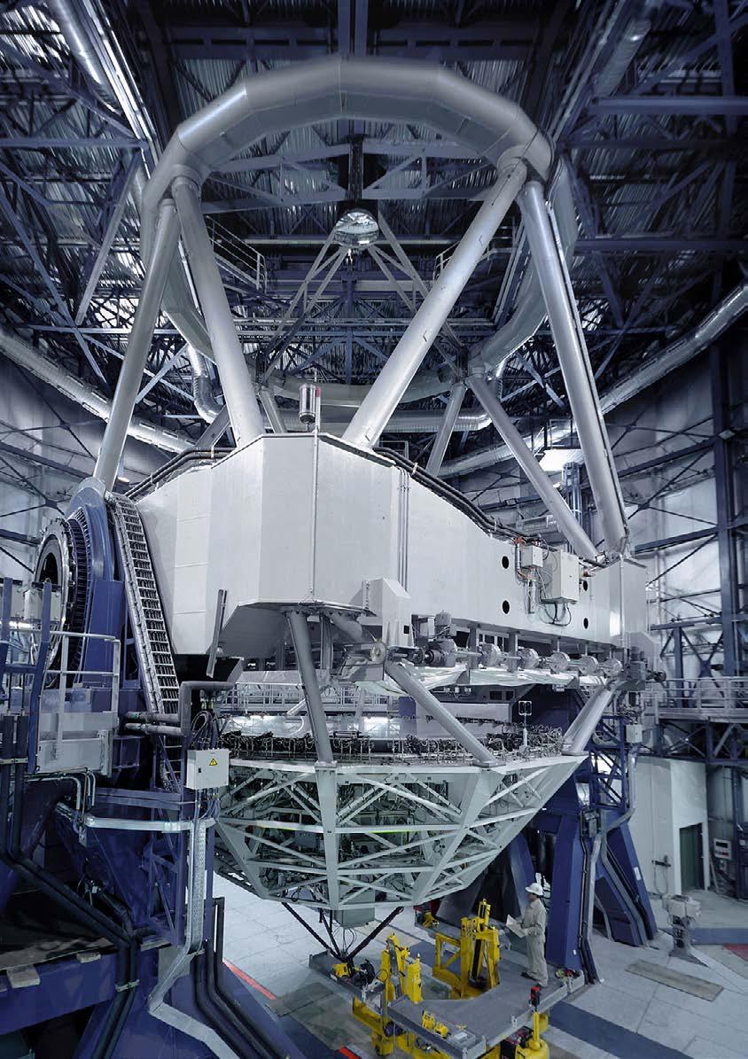 monitorování Země z oběžné dráhy Superpočítače Detektory gravitačních vln: nové okno do vesmíru Astronomové zkoumají existenci života na cizích planetách a možnosti jeho udržení na Zemi