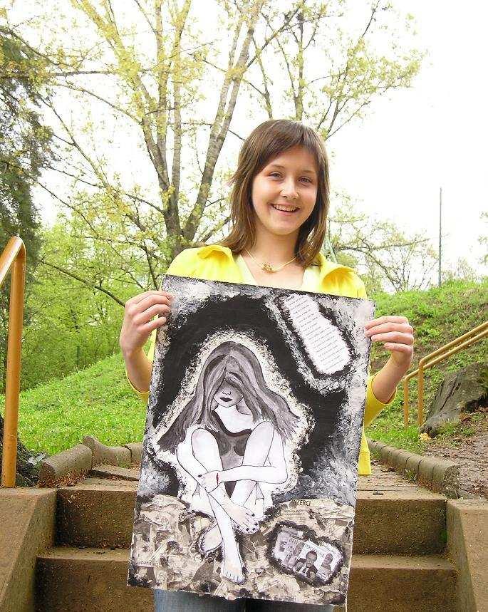 místo a Anna Mandíková z 9.A obsadila 2.místo. 20.června byly obě žákyně přijaty ministrem vnitra Františkem Bublanem. Foto ze slavnostního předávání cen je na straně XI.