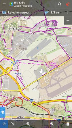 2019/02/15 03:22 7/14 Tuto možnost lze aktivovat v Nastavení > Ovládání > Hlavní obrazovka s mapou > Přiblížit mapu podle rychlosti.