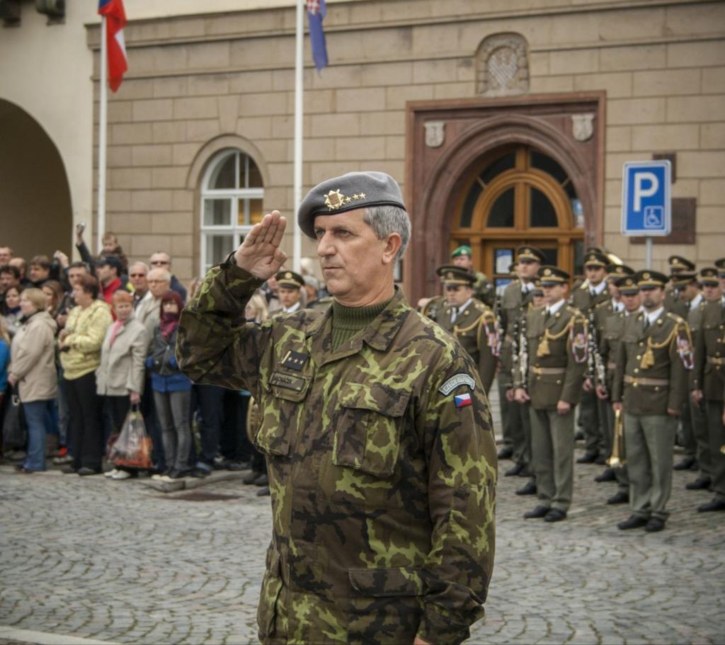 Jestli se ani v budoucnu nebudete stydět prohlásit jsem absolventem Vojenské střední školy v Moravské