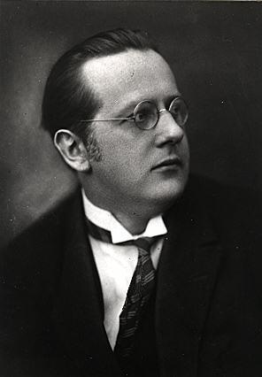 Eduard Pernkopf narozen 24. listopadu 1888 zemřel 17.