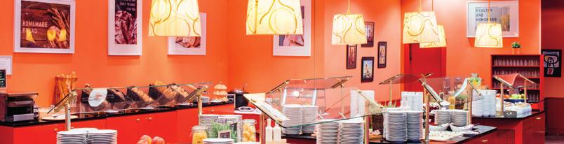 Café Klimt nabízí působivé menu po celý den a zároveň je centrem veškerého dění v hotelu.