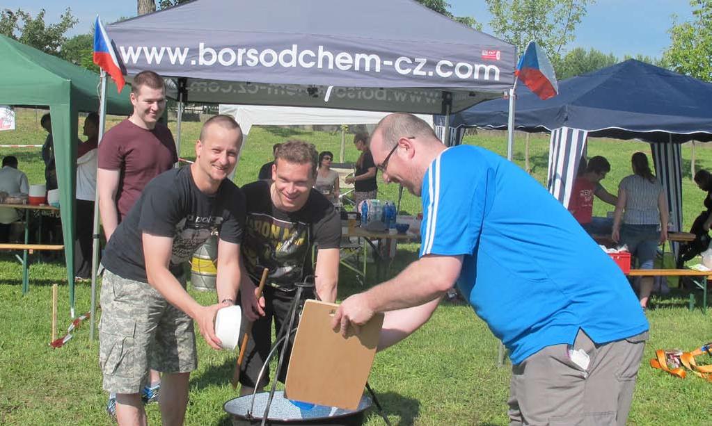 5 lidské zdroje a komunikace V roce 2016 se podařilo v oblasti lidských zdrojů zajistit dostatečný počet zaměstnanců při udržení jejich profesionální úrovně.
