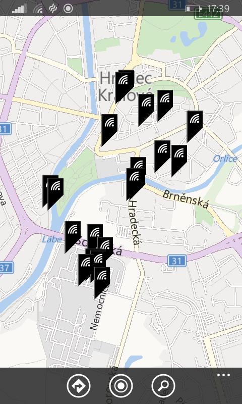 a pokud problém s rušením vzniká v této oblasti, lze pomocí informací z WiFi databází překonfigurovat rušený zdroj za účelem odstranění rušení. 3.1.