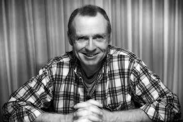 Robert Thomas (1927 1989) Dnes již světoznámý autor detektivních her a komedií se narodil 28. září 1927 v jihofrancouzském městečku Gap na úpatí Alp.