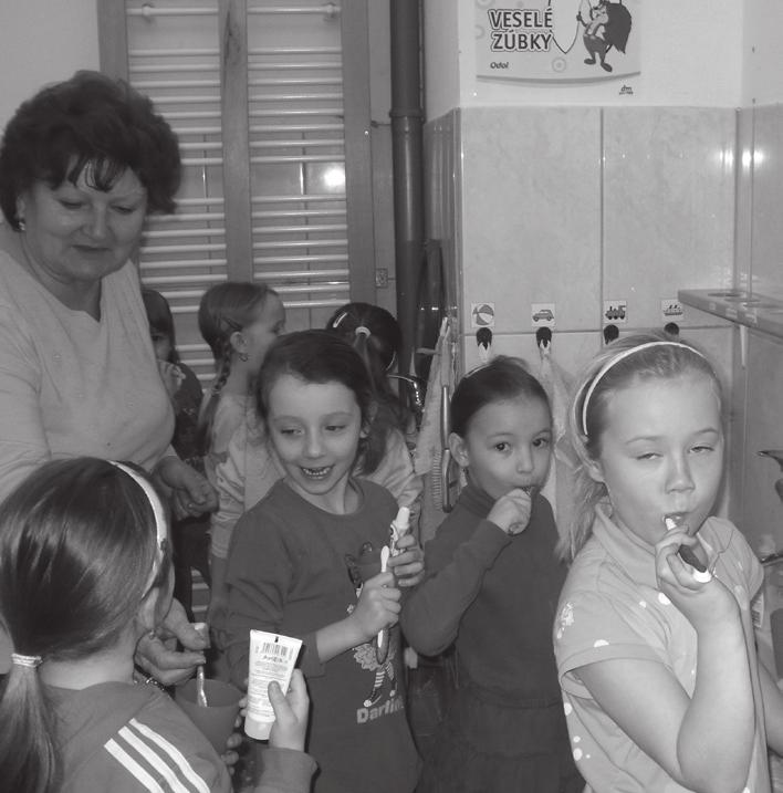 základná a materská škola informuje Deň veselých zúbkov Minuloročná sociálna kampaň Veselé zúbky s Dr. Králičkom zaznamenala medzi deťmi našej materskej školy veľký úspech.