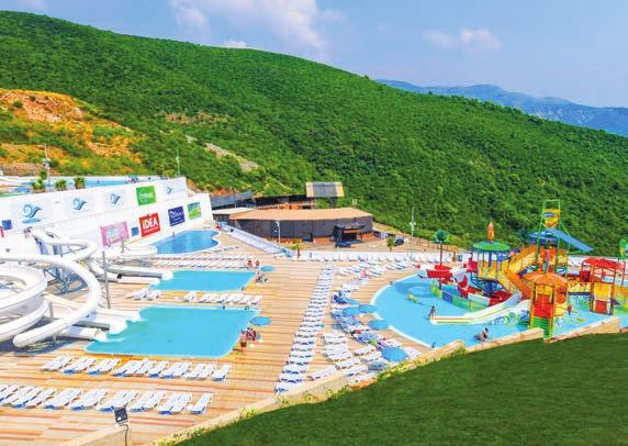 výhľadom na more ŠPORT A ZÁBAVA: tenisové kurty na Slovenskej pláži vodné športy aquapark v