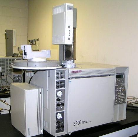 GAS CHROMATOGRAPH M.