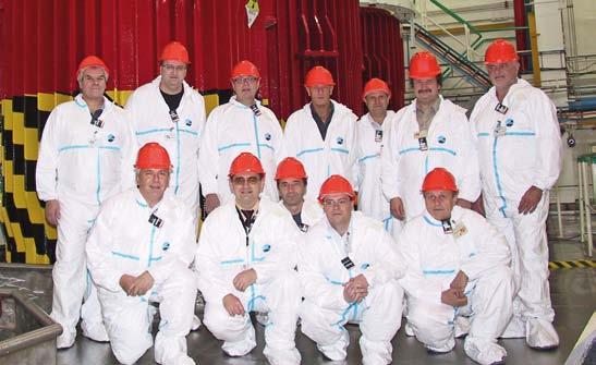 Radek Helan (EDU), Tibor Dano (Atómové elektrárne Bohunice - EBO), Stanislav Moravec (EBO), Gejza Cigáň (Atómové elektrárne Mochovce - EMO), Evžen Sznapka (JE Temelín - ETE), v dolnom rade zľava