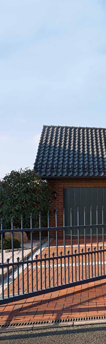Pohon otváravej brány VersaMatic / VersaMatic Akku Solar POHONY GARÁŽOVÝCH BRÁN Spoľahlivé, bezpečné, 100 % kompatibilné Pohony garážových brán Hörmann sú perfektne prispôsobené Vašej do boku