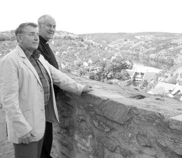 Post la komuna tagmanĝo okazis vizito de Tasovice, kie okazis la jam supre priskribita pilgrimo de la bakistoj, sukeraĵistoj kaj vinfaristoj kun solena sankta meso honore al la sanktulo Klemento.