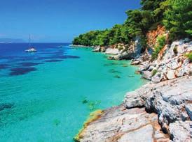 Řecko > Skopelos ODLETY na Skiathos na / a následně přejezd lodí na ostrov Skopelos od 2019 2019 (poslední zpáteční let Prahy 2019) Cena za bez stravy spělá osoba již od Kč resp.