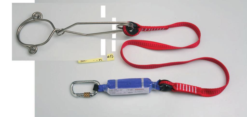 system 1,8 m oval connector on the shock absorber and on the rope EN 355 CE 0082 FLBMK01 PSALT467LAZ03 Tlumič pádu ABM T s PA popruhem délka systému 1,8 m EN 355 CE 0082, s kleštinovou trubkovou