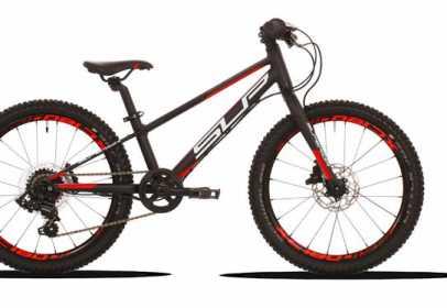 16 TEAM JUNIOR TEAM 20 MATTE BLACK/WHITE/TEAM RED TEAM 16 GLOSS BLACK/WHITE/TEAM RED TEAM JUNIOR 11.990 Kč 6.990 Kč 1x7 9.0 Alu 6061.