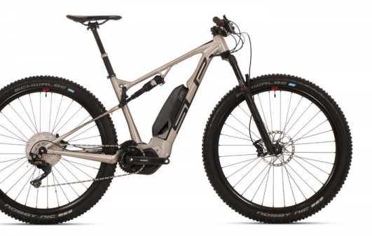 EXF/EXP SHIMANO STEPS E8000 Vysoký výkon 250 W / 70 Nm Nízká hmotnost systému do 2,9 kg 3 úrovně podpory Eco / Trail / Boost Vysoká kapacita baterie 504 Wh (36 V / 14,0 Ah) Vysoká rychlost nabíjení