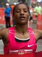 Svůj osobní rekord na maraton 2:21:51 zaběhla v roce 2016 na maratonu v Tokiu BELAYNESH OLJIRA Na OH v Londýně skočila pátá v běhu na 10 000m V České
