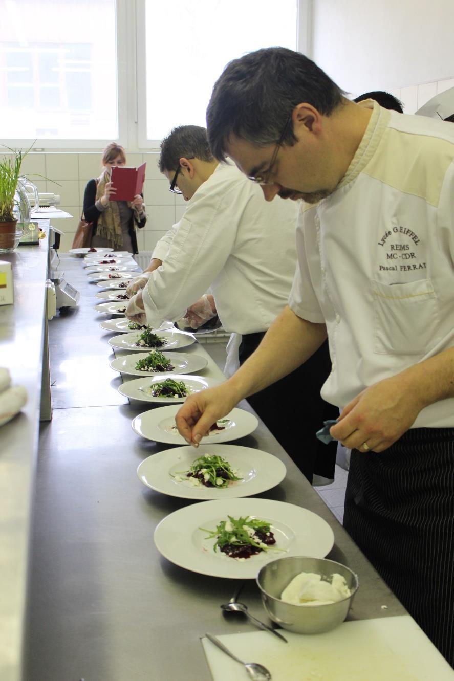 Projekt Gastroakademie - jak to začalo Cíl Zvýšení kvality odborného vzdělávání v gastro oborech, zejména kuchař - číšník Využití