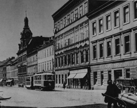 Tehdy prý měli zlí duchové tak velkou radost, že se silně smáli, a tak se tomuto místu začalo říkat Smíchov.