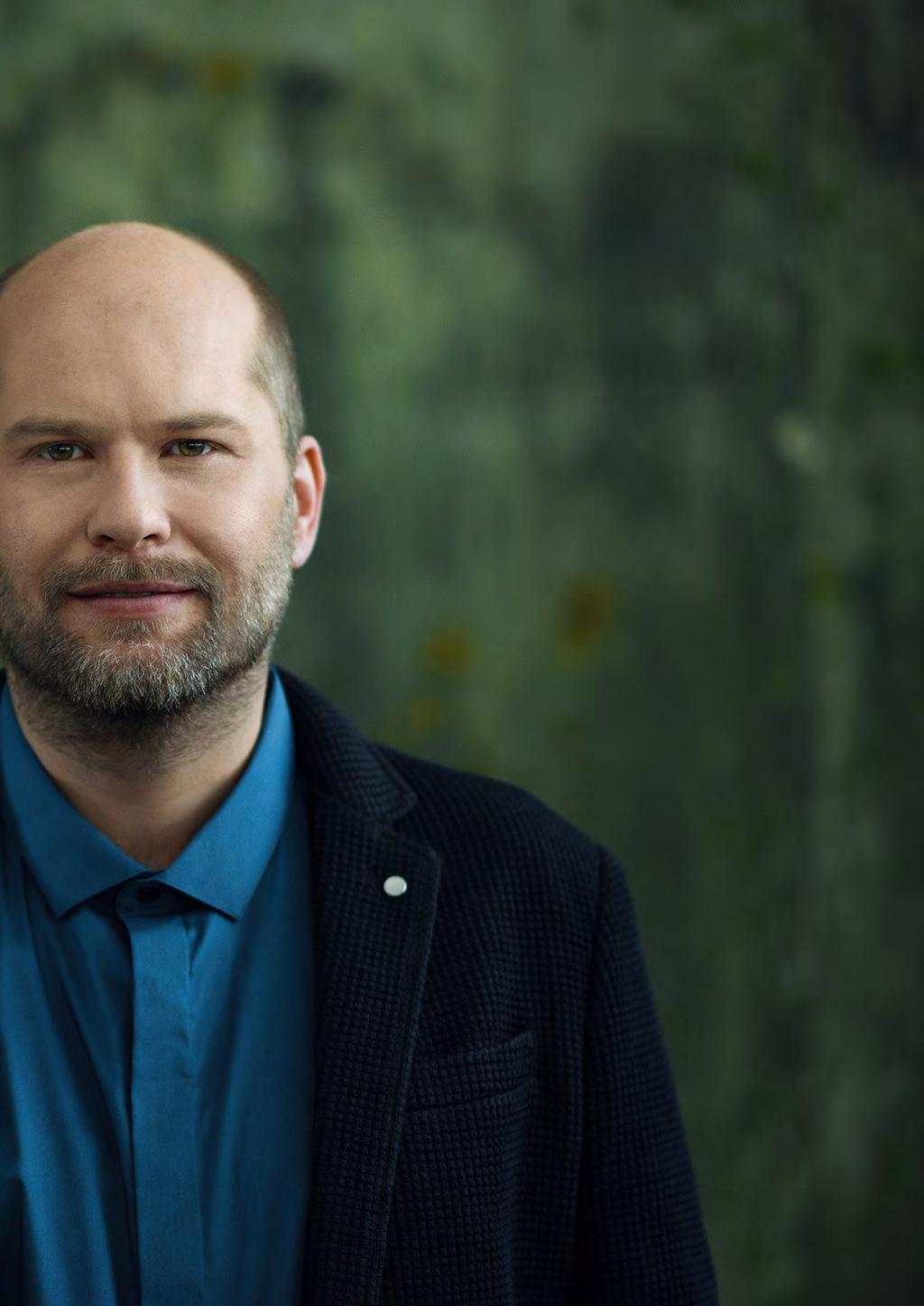 ŽIJU SECTION SMÍCHOVTITLE Švanďák je pevným bodem na mapě Smíchova Vdeseti letech zhlédl Daniel Hrbek se svým otcem představení o Myších a lidech a od té doby věděl, že chce být hercem.