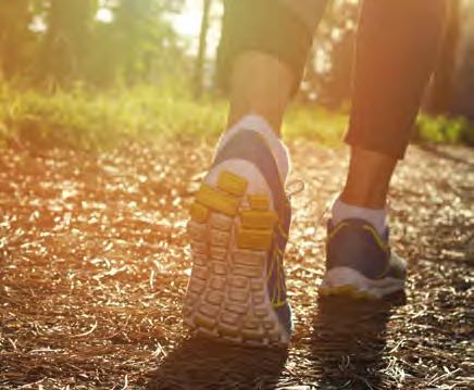 MILUJI SMÍCHOV MÍSTA, NA KTERÝCH SI MŮŽETE DÁT DO TĚLA OUTDOOR HOŘEJŠÍ NÁBŘEŽÍ 88 89 Frekventovaná běžecká stezka