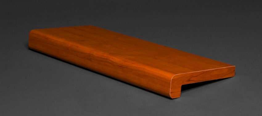 VNÚTORNÉ PARAPETY M vnútorné drevotrieskové parapety s melamínovou povrchovou úpravou Korpus vnútorných drevotrieskových parapetov je vyrobený z vysoko kvalitnej drevotriesky so zvýšeným obsahom