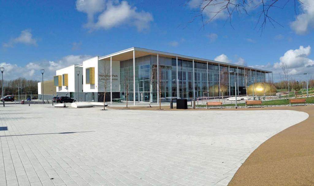 VOLNOČASOVÉ CENTRUM HENGROVE PARK LEISURE CENTRE - BRISTOL PLOŠNÁ VÝMĚRA 6 000 m 2 ROK REALIZACE 2011 AREA 6 000 m 2 YEAR OF INSTALLATION 2011 Broad Street Plymouth (FF 807 1 000 2011) Cold Mill
