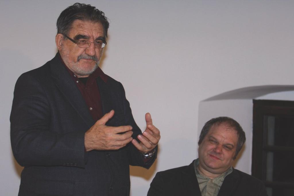 V SREDIŠČU MOST /X/33 5 Tu bo tudi možnost za študij dela slikarjevega gradiva, večji del pa bo ustrezno shranjen v novogoriškem Pokrajinskem arhivu, s katerim sta kanalska občina in Debenjakova