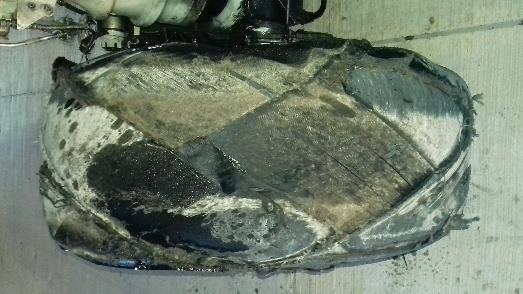 Incident Boenig 737 - pokračování: Explozí pneumatiky po přistání bylo
