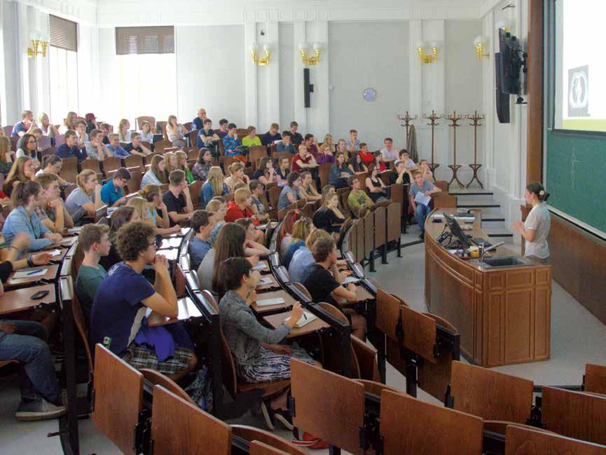 Prezentace fakulty, vnější vztahy a propagace Akce pro studenty a pedagogy středních škol NOVINKY Den lékařským fyzikem Odborné přednášky, praktická cvičení a jedinečná možnost exkurzí do několika