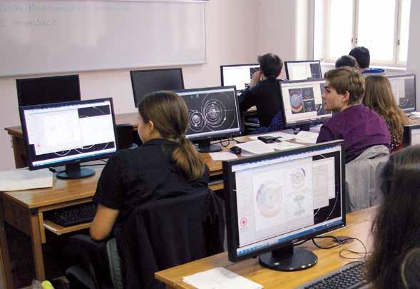MasterClasses V rámci spolupráce s Mezinárodní skupinou pro popularizaci částicové fyziky IPPOG, Evropskou fyzikální společností EPS a CERNem pracovníci katedry fyziky (KF) již tradičně umožnili