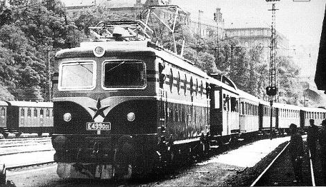 V květnu 1946 bylo vládním usnesením rozhodnuto o elektrizaci 1000 km hlavních tratí ČSD stejnosměrnou trakční soustavou 3 kv.