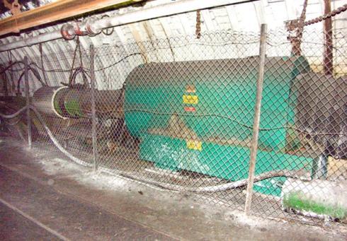 13-2: Mobilní strojní (úsekové) chlazení Technické parametry: DV 150 má chladicí výkon 190 kw, DV 290 má chladicí výkon 350 kw, Ventilátor ES - 6 (ES - 7, VPAK 630) a tlumič hluku,