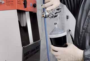 Mezičištění pomocí SATA clean RCS SATA clean RCS je pneumatické čistící zařízení k mezičištění stříkací pistole.