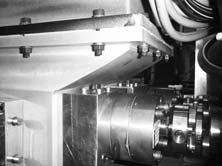 Údržba 5 19 Uzavírací ventil Instalace servisní sady Každá souprava (Kit) obsahuje jeden těsnicí O-kroužek a mazivo pro vysoké teploty. Obr.