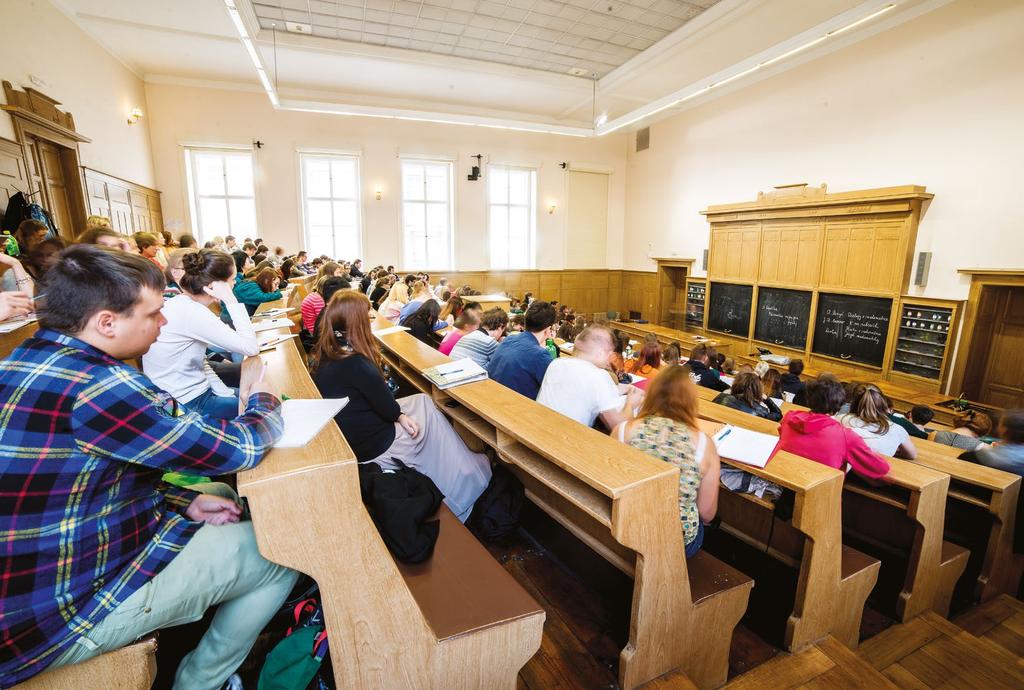 22 Co budu umět? Studijní plány jsou úzce propojeny s plány odborných kateder Přírodovědecké fakulty.