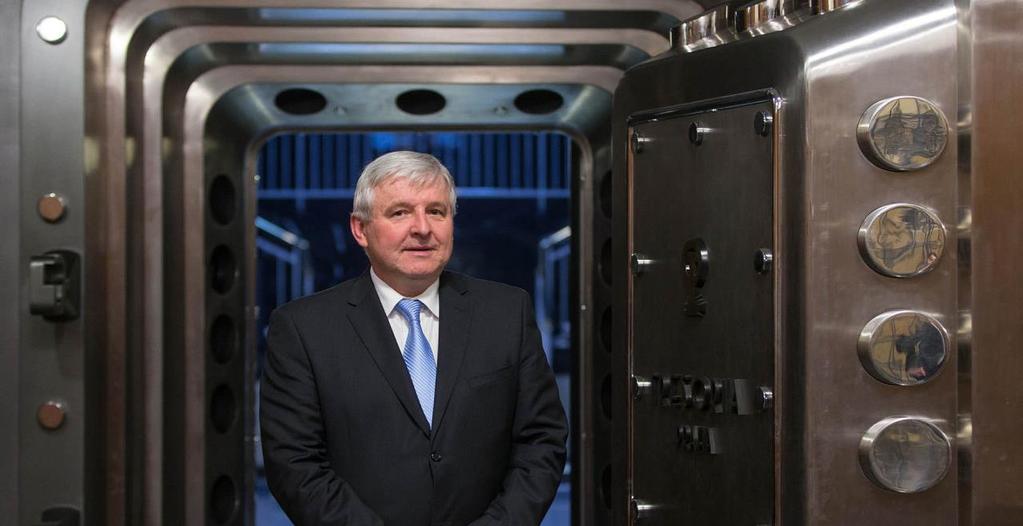 Jiří Rusnok je evropským centrálním bankéřem roku Guvernér České národní banky Jiří Rusnok získal prestižní ocenění Evropský centrální bankéř roku, který každoročně uděluje časopis The Banker,