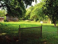 topení ústřední na tuhá paliva, plyn před domem, zahrada cca 600 m 2. N11159 VÍCE NA TEL.