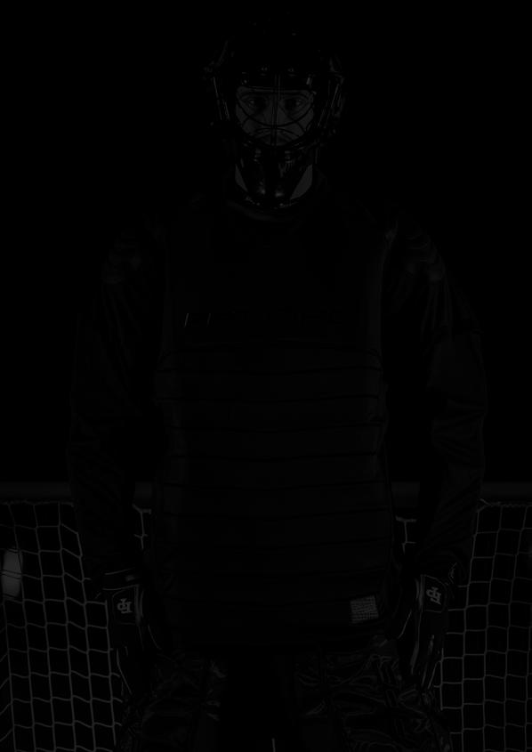 BONE 714902 Čepel s vyztuženou patkou, její šířka napomáhá technice, je lehce předehnutá na forhand a rovná na backhand.
