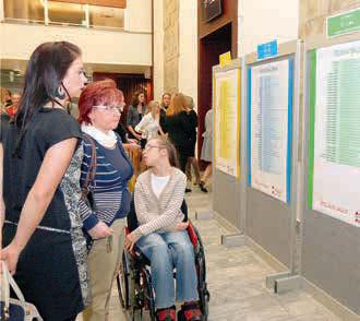 Jejím držitelem se tentokrát stal Ludvík Zimčík, ředitel základní školy v Březové, za unikátní projekt školy Na konci