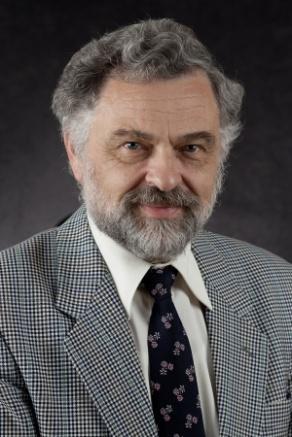 Profil autora Prof. Ing. Václav Skala, CSc. se zabývá počítačovou grafikou od r.
